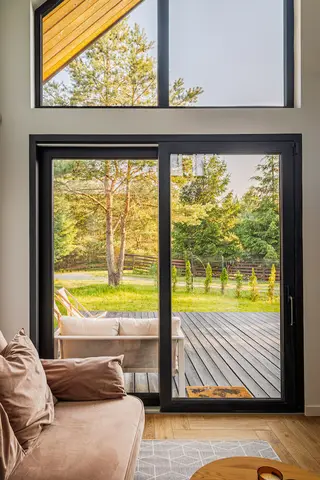 Cabin 1 - interior - photo 7