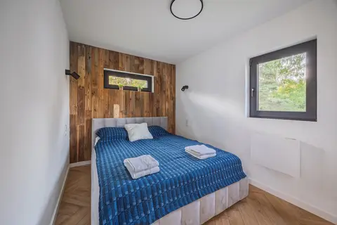 Cabin 1 - interior - photo 10